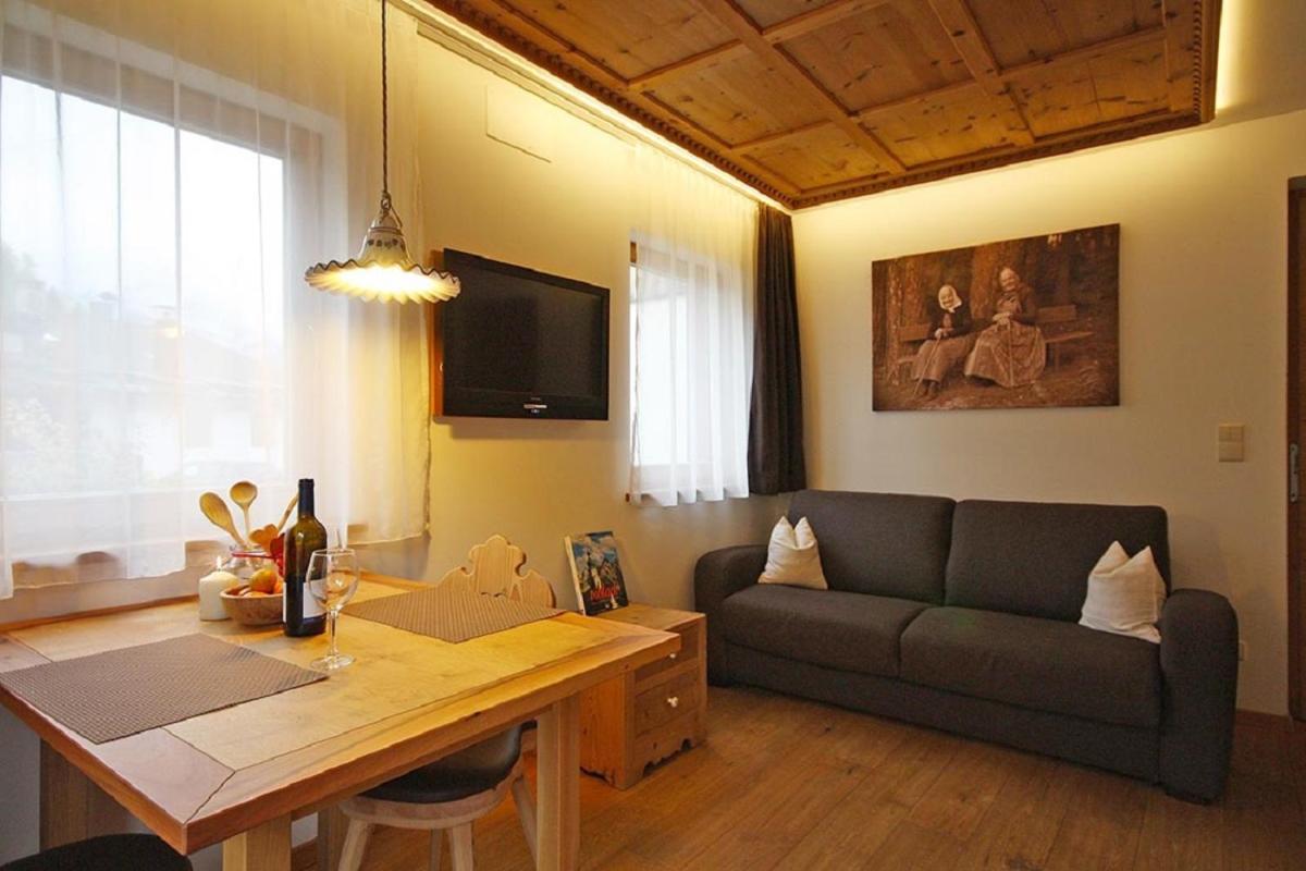 Appartement Pichler ดอบบีอาโก ภายนอก รูปภาพ